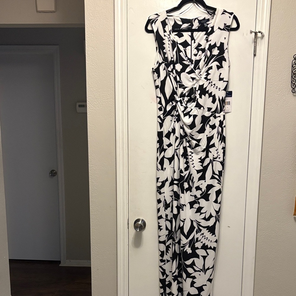 Chaps Black and White Floral Maxi Dress